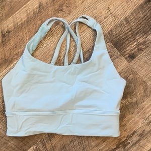 Lululemon sports bra size 4